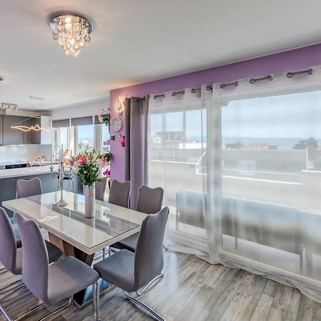 Summer Orchid - Spacious Duplex By The Beach & Ps5 Стобрек Экстерьер фото